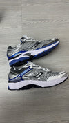 Saucony
